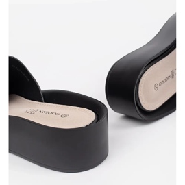 Goodin Infradito da donna nere con catena nero 1