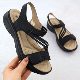 Sandali femminili sulla piattaforma comodo Black Unisoft 8875 nero 1