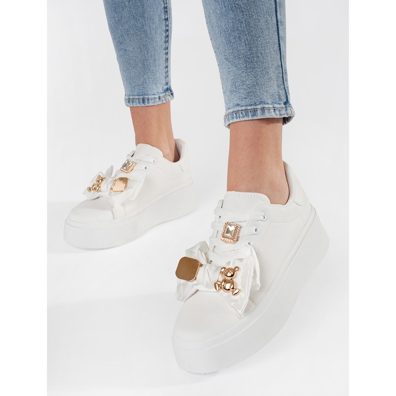Sneaker bianche con aggiunte dorate bianca 1