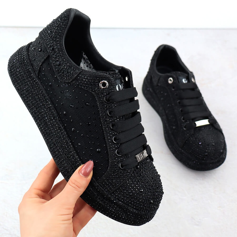 Scarpe da donna con zirconi sulla piattaforma Black Goe NN2N4021 nero 1