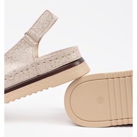 Goodin Sandali beige sulla piattaforma con un pin 1