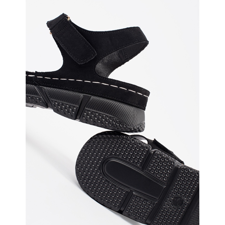 Goodin Sandali femminili neri con un ornamento nero 1