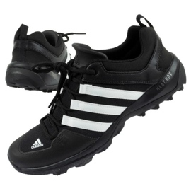 Scarpe sportive Adidas Daroga Plus Canvas M FX9523 nero 1