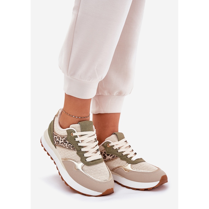 Scarpe sportive da donna con stampa leopardata sulla piattaforma verde 1