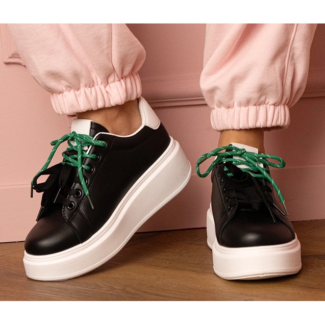 Black Sports Sneakers sulla piattaforma nero 1