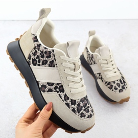 Sneaker in pelle su una piattaforma leopard beige Vinceza 66793 1