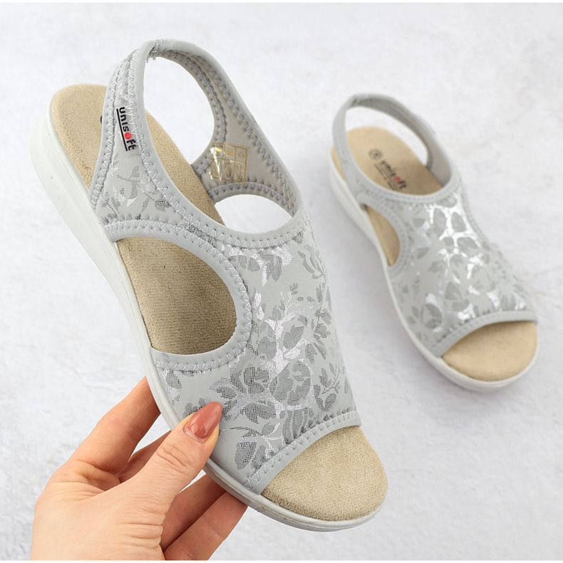 Unisoft Sandali da donna su un'eruzione cutanea flessibile con fiori grigio unsoft 7196 1
