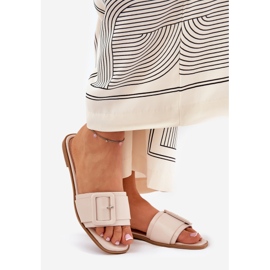 Riepilogo delle donne in pelle eco piatta con fibbia beige 1