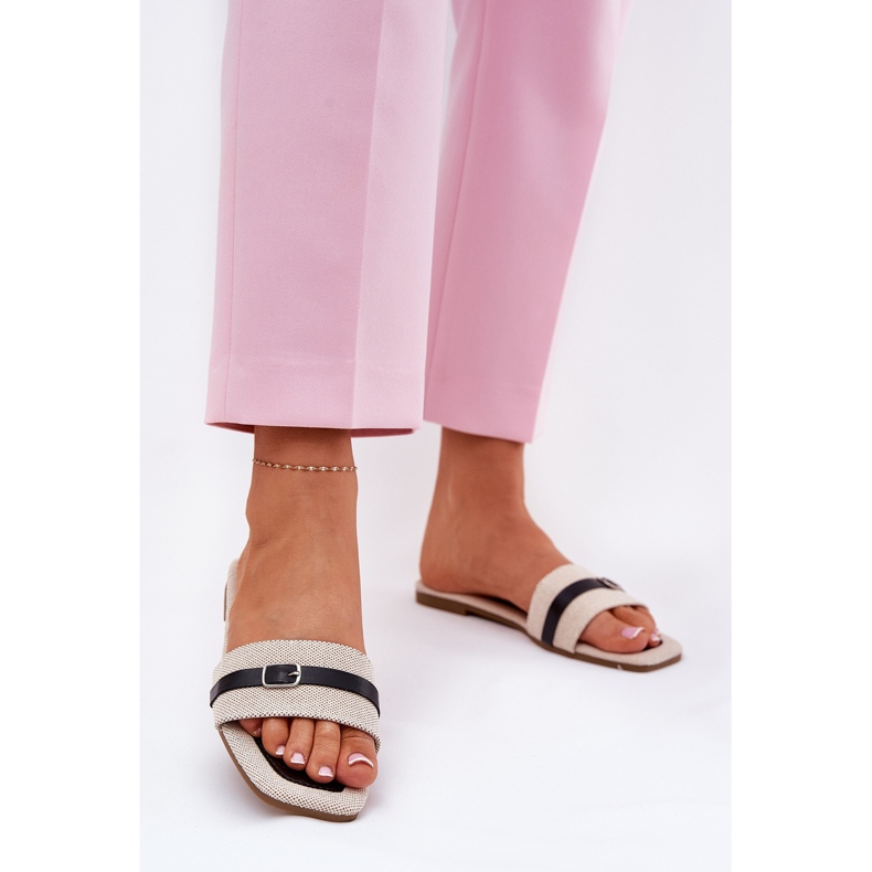 Infradito da donna piatto con cintura e fibbia per beige 2