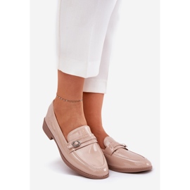 Mocassini da donna dipinti con una fibbia decorativa beige 1