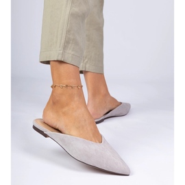 Eleganti infradito grigi fatti di ekozamszu grigio 1