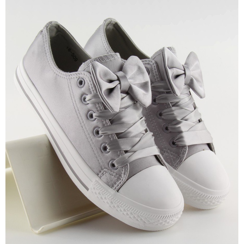 Sneakers da donna grigio satinato 16-509 1