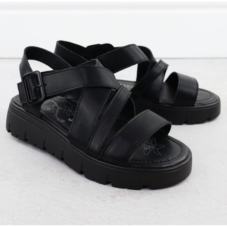 Sandali in pelle da donna sulla piattaforma Roman Black Jezzi 8716 nero 2