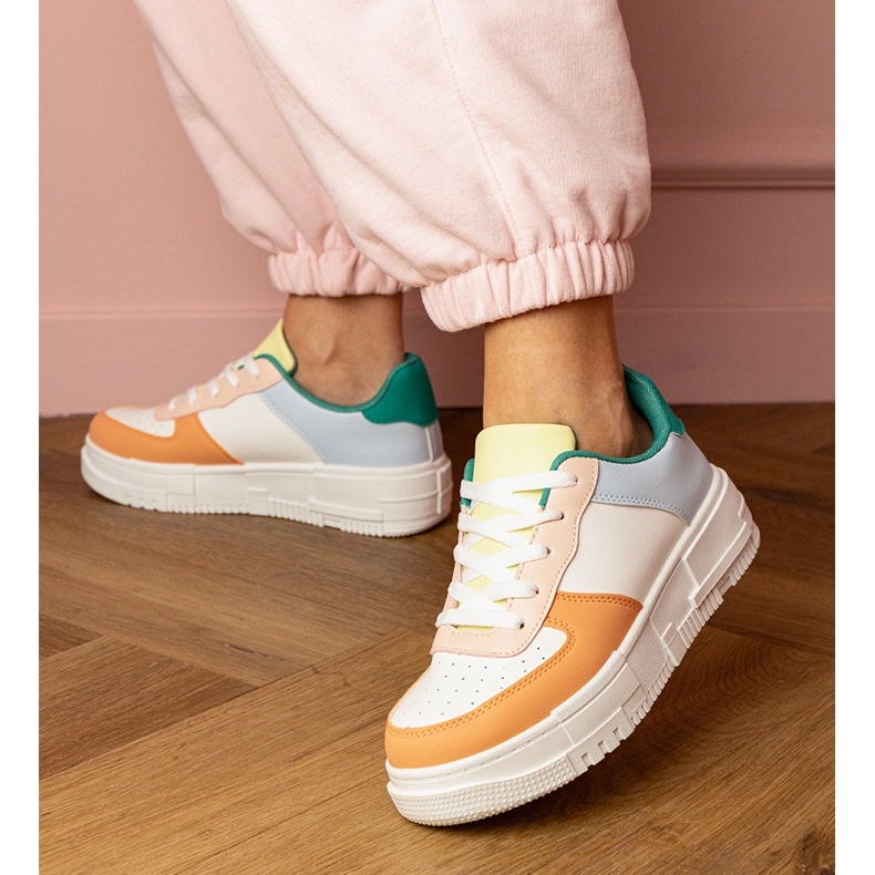 Sneaker sport arancioni su platfotm arancia 1