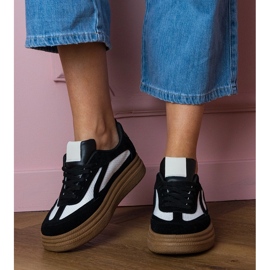 Sneaker nere sneaker su una suola spessa nero 1