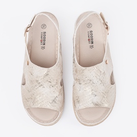 Goodin Sandali piatti con fibbia taupe beige 1