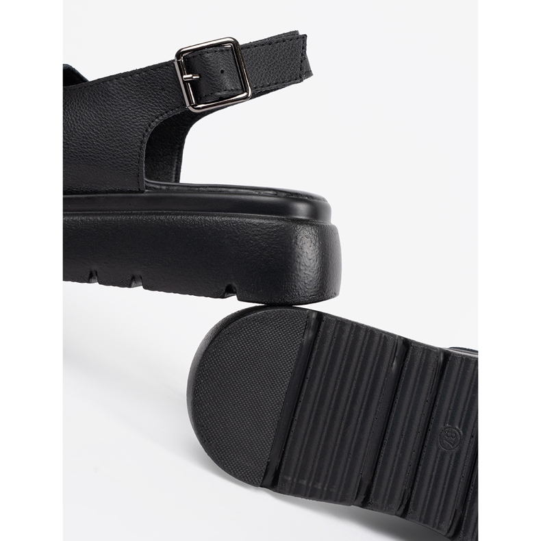 Goodin Sandali classici neri sulla piattaforma nero 1