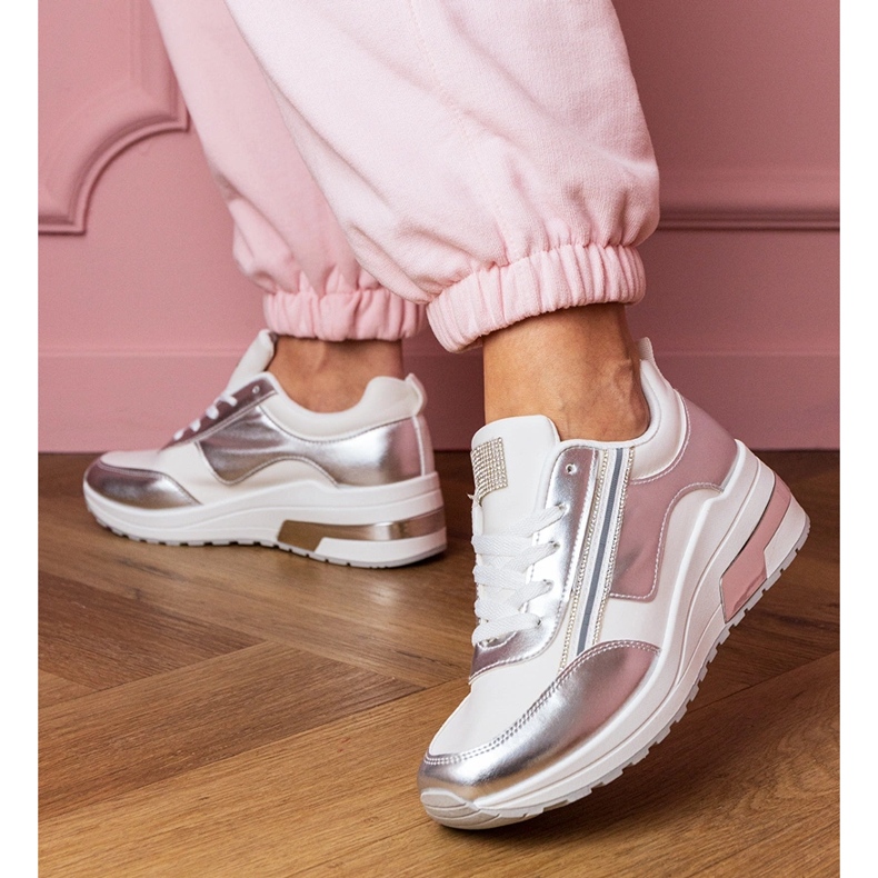 Sneaker bianche con zirconi e un inserimento metallico bianca 2