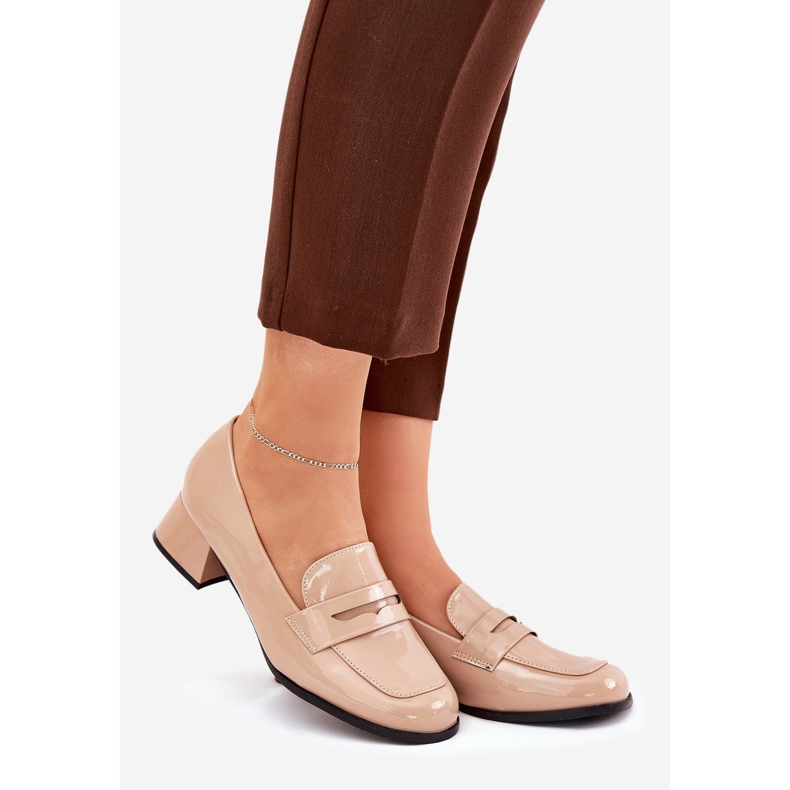 Pompe nude a ruote basse dipinte beige 1