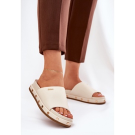 Flip di donne sulla piattaforma con Big Star RR274215 beige 2