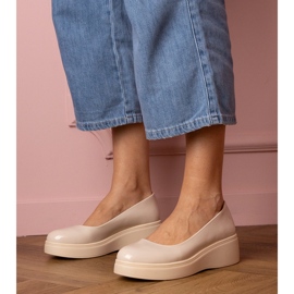 Scarpe Varning Beige sulla piattaforma 1