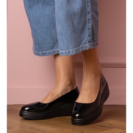 Scarpe nere verniciate sulla piattaforma nero 1