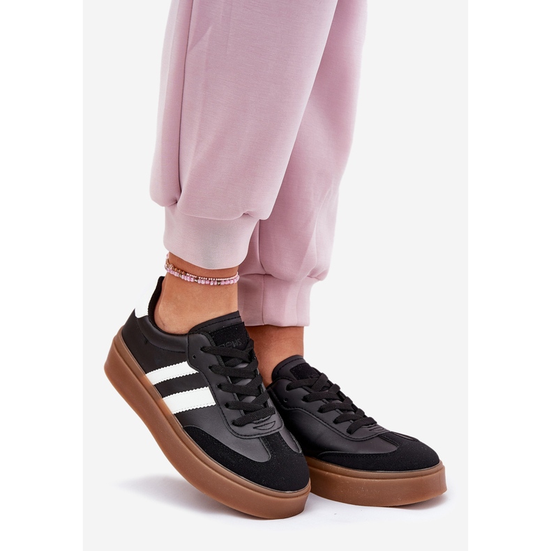 Evento Sneaker femminili sulla piattaforma con eco in pelle nera nero 1