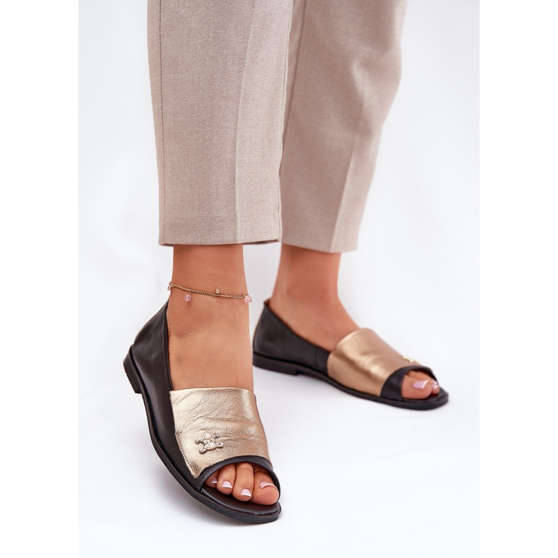 Pallerina elegante in pelle con dita nude Zazoo 1865 oro-nero 2