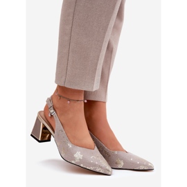 Sandali in pelle femminile sul pilastro con strumenti ad alto naso Vinceza 66733 oro e argento d'argento 1