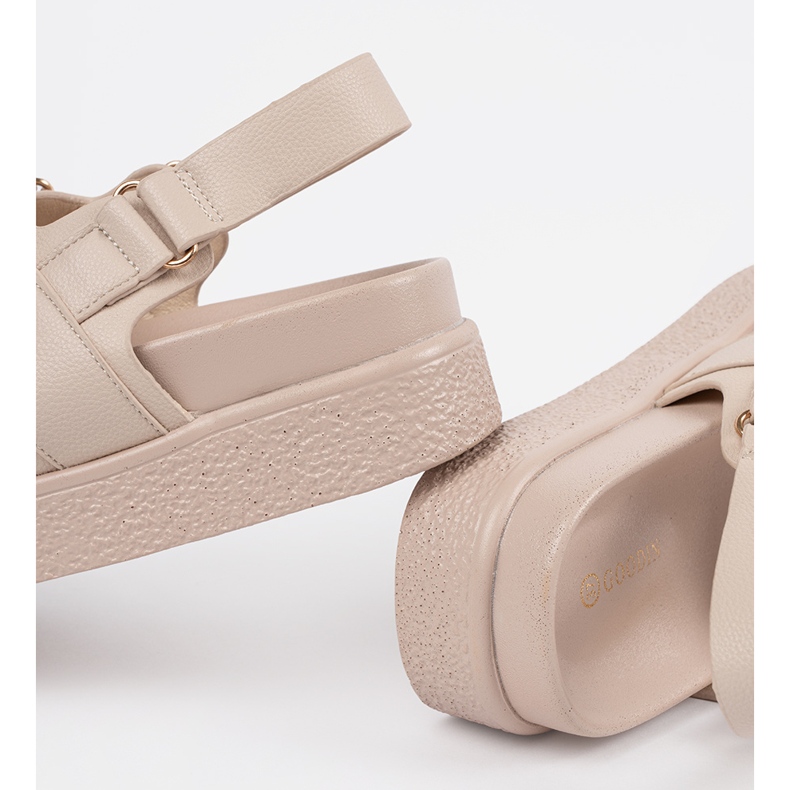 Goodin Sandali eleganti beige sulla piattaforma 1