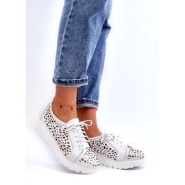 Scarpe traforate in pelle da donna Zazoo 2821 bianco 1