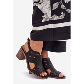 Openwork Sandals femminile sul pilastro nero 1
