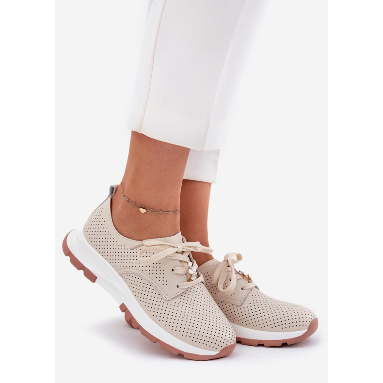 Scarpe in pelle da donna con artiker 54c1811 beige 1