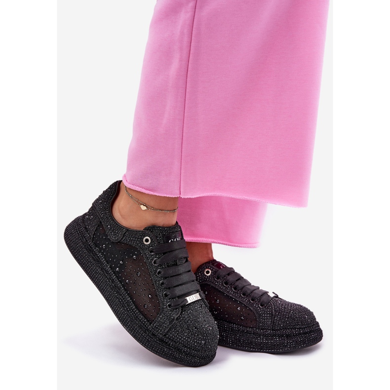 Sneaker decorate sulla piattaforma nera GoE NN2N4021 nero 1