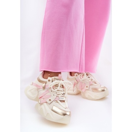 Sneaker in pelle femminile su un enorme beige Goe rr2n4031 2