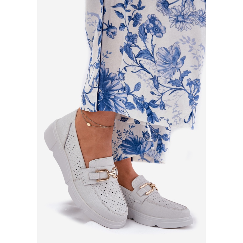 Vinceza Mocassini in pelle da donna con dettaglio dorato Vincez 88007 Grigio chiaro bianco 1