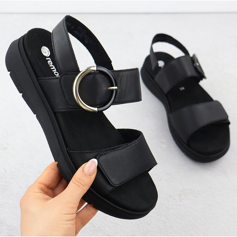 Sandali in pelle da donna con spicchi neri remonte d2k50-00 nero 1