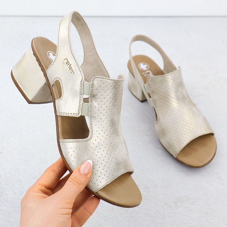 Sandali di tacchi alti femminili Golden Rieker 64665-60 d'oro 1