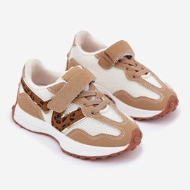 Sneaker per bambini sul leopardo in velcro beige 1