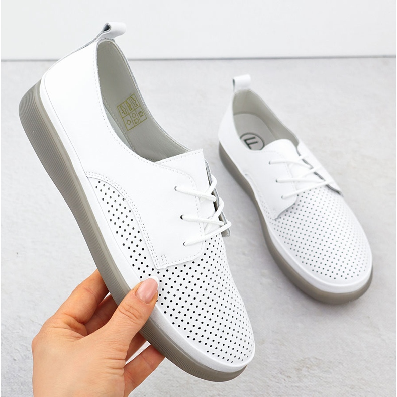 Scarpe in pelle da donna Openwork Lace -UP White Filippo 6788 bianca 1