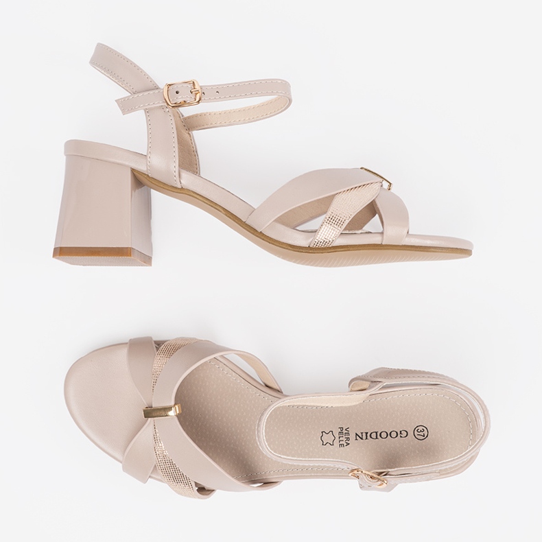 Goodin Sandali da donna su un palo beige 2