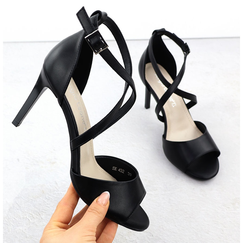 Sandali femminili sul tallone nero Sergio Leone SK432 1
