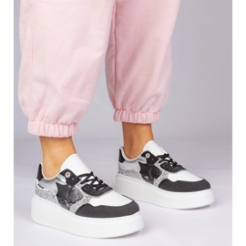 Sneakers nere con glitter nero 1