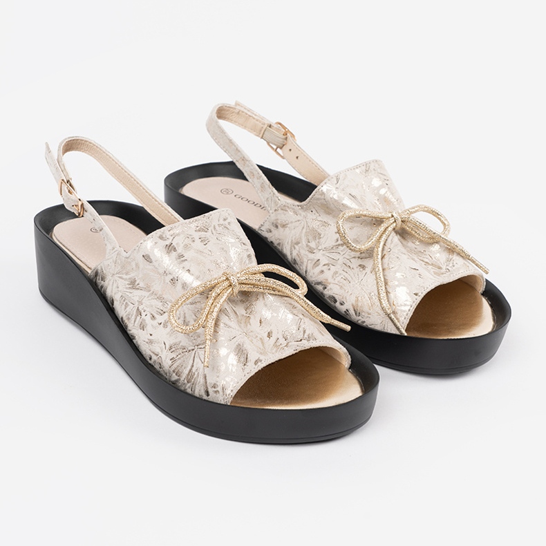 Goodin Sandali a cuneo beige leggero con inserto in pelle 1