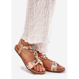 Sandali da donna piatta con cintura intrecciata e decorazione artiker 56C1316 PLN d'oro 1