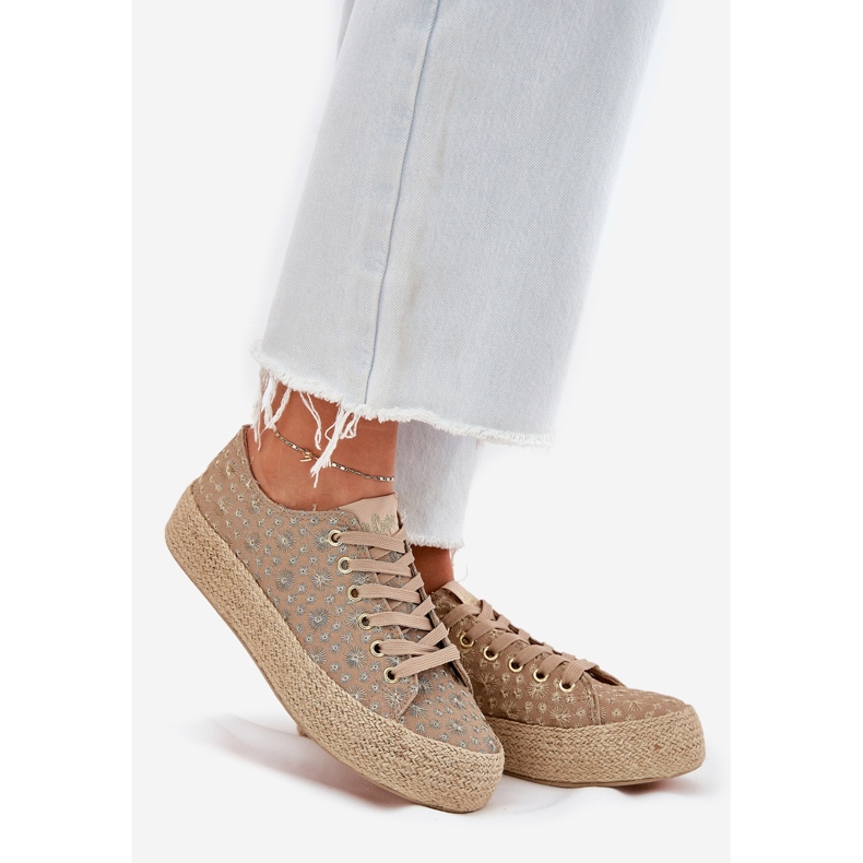 Sneaker femminile pattugliata sulla piattaforma con Lee Cooper LCW-25-08-3646L Khaki Braid beige 1