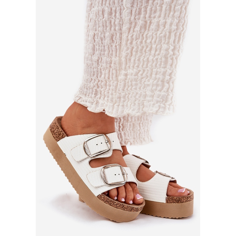 Piattaforma femminile Flip Flip con Lee Cooper LCW-25-35-3496L White Buckles bianco 1