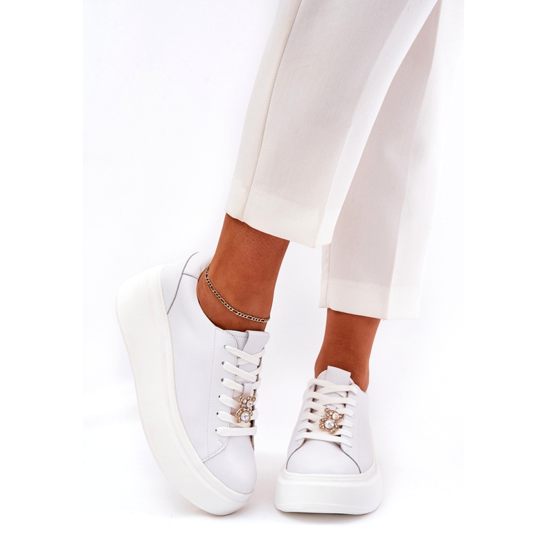 Scarpe sportive in pelle femminile sulla piattaforma con Vinceza 39922 White bianco 1