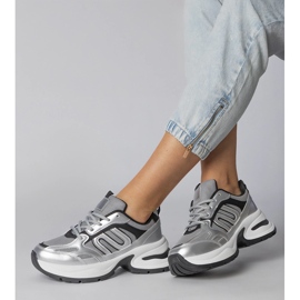 SILVER SPORTS SNEAKER SU UN SOLE ENORME argento 1