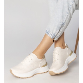 Sneaker sportive beige con inserimento dorato 2
